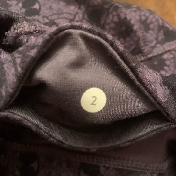 Lululemon Leggings Size 2 Wunder Under Pant Mini Prisma Nightfall Black Grape - Picture 4 of 4